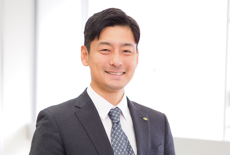 広報部主任　田中 望 先生