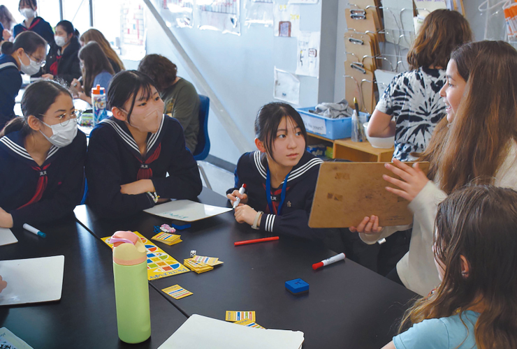 活用できる語学力、国際人としての素養を高める