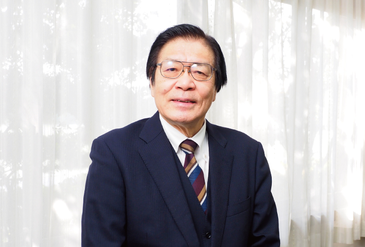 校長 茂泉 吉則 先生