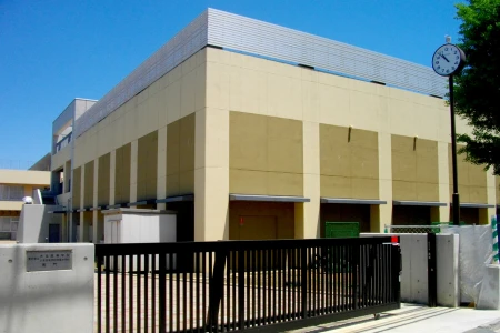 東京都立大泉高等学校附属中学校の画像