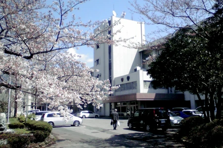 千葉県立千葉中学校の画像