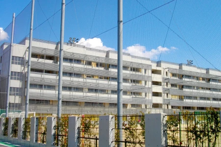 日出学園中学校の画像