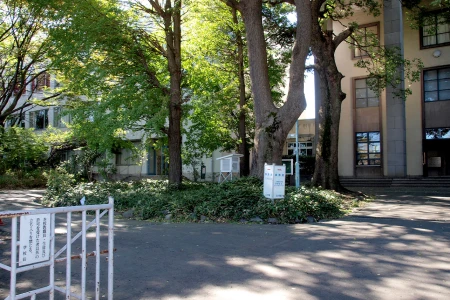 明治大学付属世田谷中学校の画像