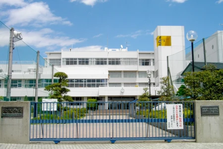 聖望学園中学校の画像